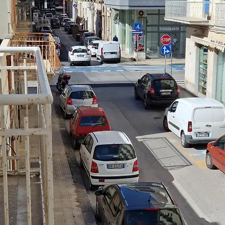La Dimora Di Bacchilide Feriehus *